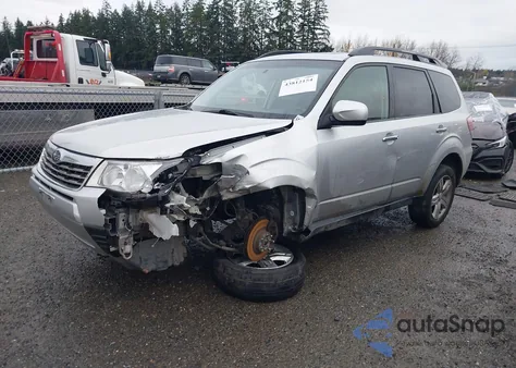 2010 Subaru Forester 2.5X Premium z USA, uszkodzony, nr VIN JF2SH6CC4AH735322